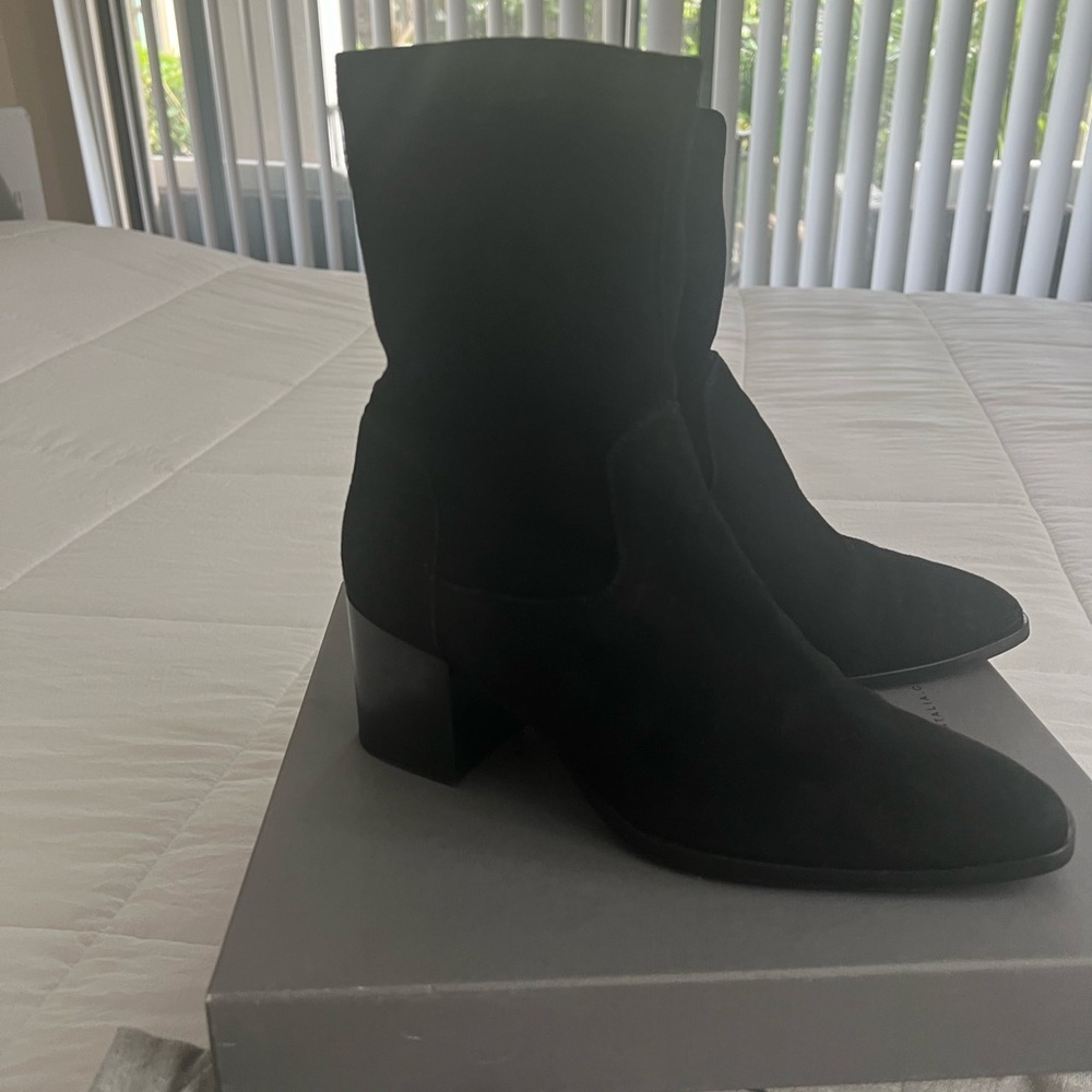 Aquatalia stretch suede booties women size 10